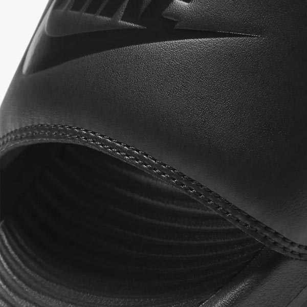 Nike Victori One Women's Slide - Black